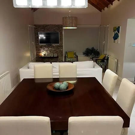 Casa Conesa, Calida Super Confortable Hasta 7 Personas Esquel Exterior photo