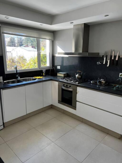 Casa Conesa, Calida Super Confortable Hasta 7 Personas Esquel